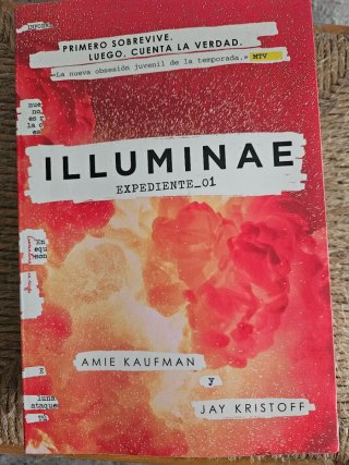 Libro illuminae expediente-01