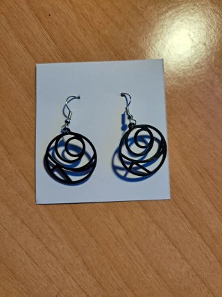 Pendientes 3D negros y plateados