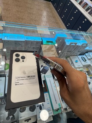 iPhone 13 Pro 128GB Plata Semi Nuevo