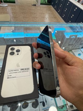 iPhone 13 Pro 128GB Plata Semi Nuevo