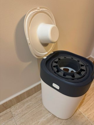 Papelera de pañales Tommee Tippee