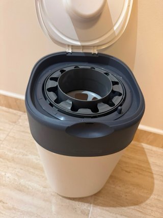 Papelera de pañales Tommee Tippee