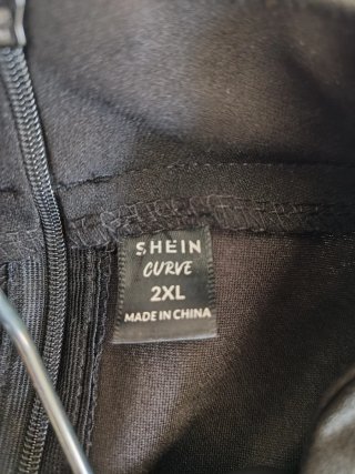 Conjunto de túnica asímetrico con pantalón
