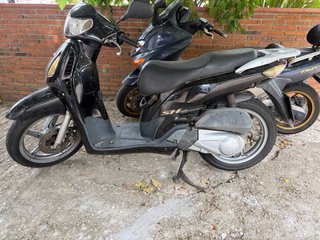 Honda SH 150 Scooter Negra 2004