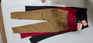 Pantalones pitillo levanta cola