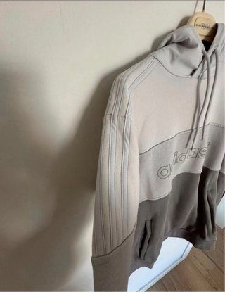 Sudadera Adidas Gris Bloques Color