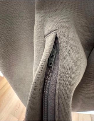 Sudadera Adidas Gris Bloques Color