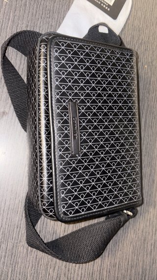 Bolso Calvin Klein Negro Estampado