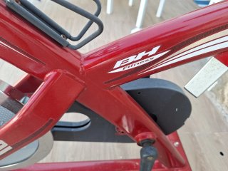 Bicicleta BH Fitness Roja
