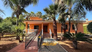 Chalet en alquiler en Pinos de Alhaurín - Periferia en Alhaurín de la Torre