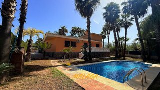 Chalet en alquiler en Pinos de Alhaurín - Periferia en Alhaurín de la Torre