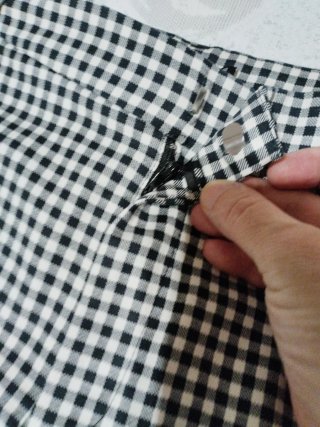 Pantalón corto cuadros Stradivarius mujer