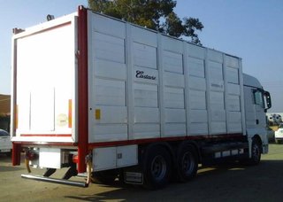 Scania R 490-CAMIONES GANADEROS