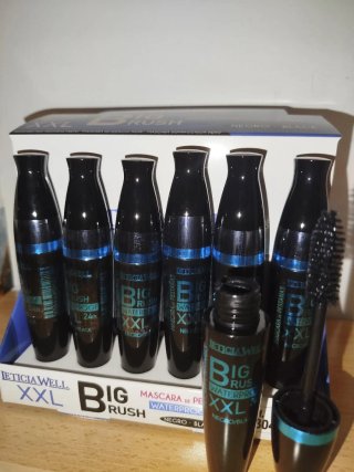 Máscara Pestañas Big Brush XXL Waterproof 24H