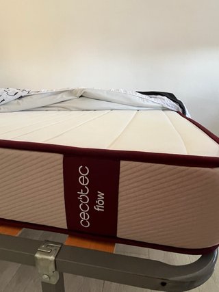Somier y colchón prácticamente nuevos!
