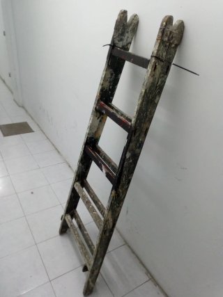 Escalera de tijera muy usada
