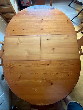 Mesa redonda + 4 sillas madera Extensible