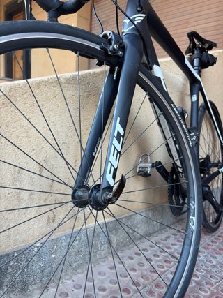 Bicicleta de carretera Felt