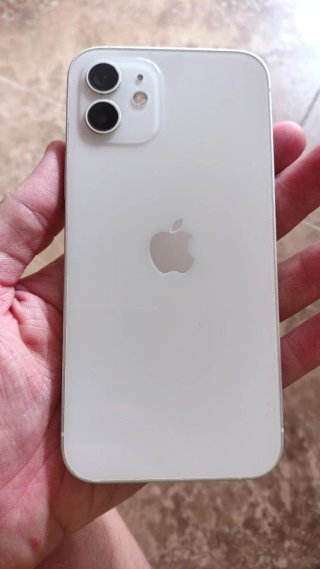 iPhone 12 Daño Líquido - No Enciende