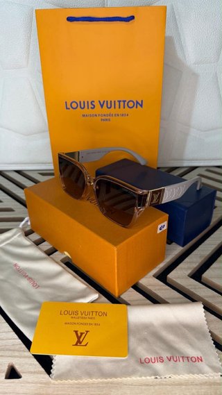 Occhiali da sole Louis Vuitton neri e oro