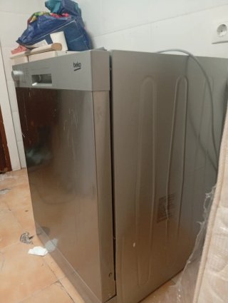 Lavavajillas Beko sin estrenar
