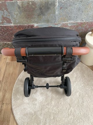 Silla de paseo Kinderkraft negra