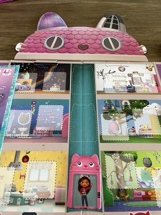 Juego La Casita de Gabby Gato Miau-Sombroso