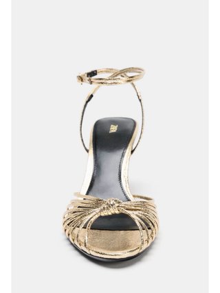 Sandalias NUEVAS doradas Zara Talla 38