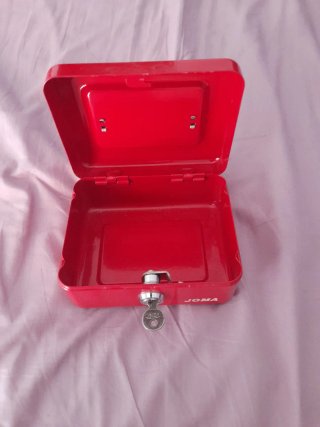 Caja Fuerte Joma Roja con Llave