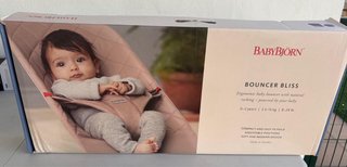 Hamaca Bebé BabyBjörn Bliss Rosa