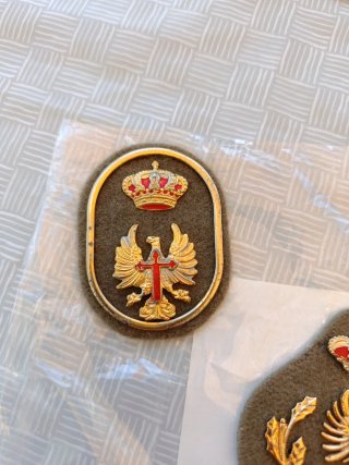 Insignias Ejército Español (2 unidades) sold as se