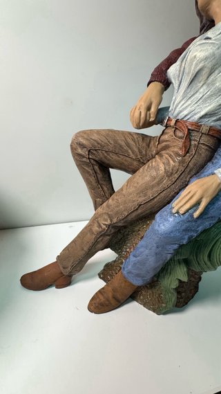 Figura de pareja de barro