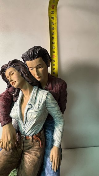Figura de pareja de barro