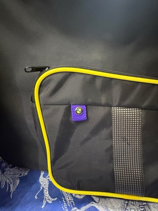 Bolsas BMW Negras con ribete amarillo