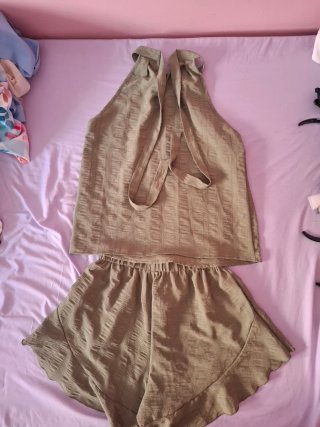 Conjunto Top y Shorts Verde