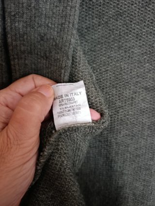 Chaleco verde tejido sin mangas