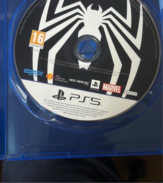 PS5 Digital Edition + 2 Mandos + 2 Juegos
