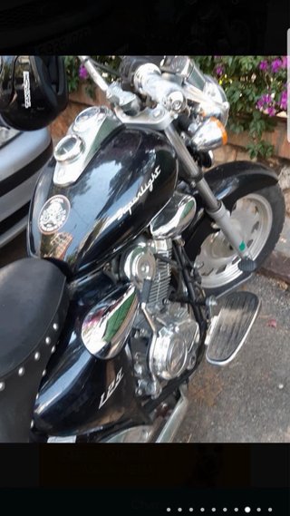 Moto Keeway Custom 125cc Negra