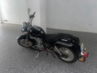 Moto Keeway Custom 125cc Negra