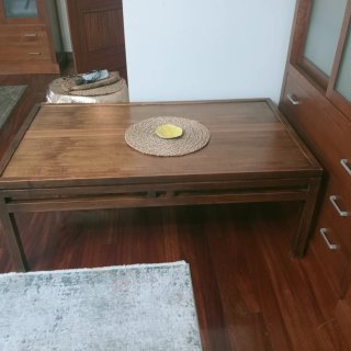 Mesa de centro de madera estilo balines