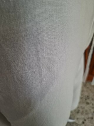 Pantalón capri blanco mujer de lino.