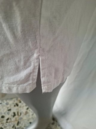 Pantalón capri blanco mujer de lino.