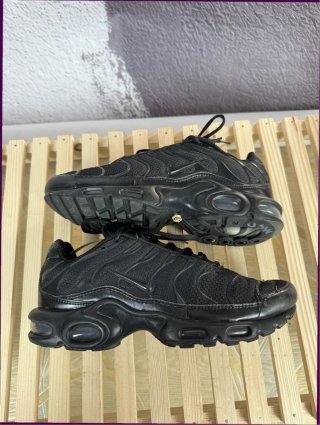 Nike TN Air Max Plus Negras Talla 46