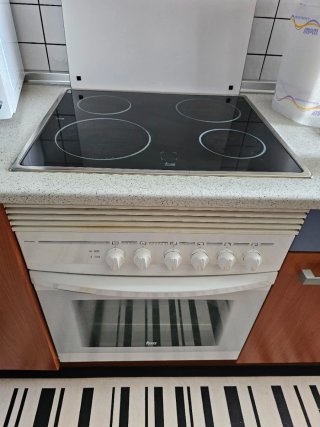 Vitrocerámica y Horno TEKA