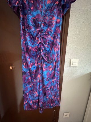 Vestido fiesta estampado azul y morado
