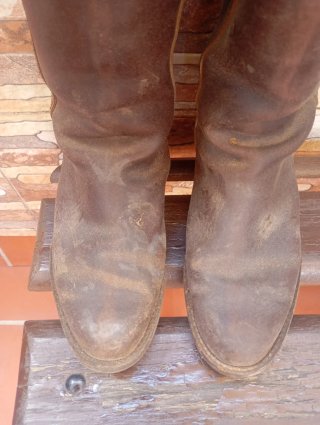 Botas camperas de cuero