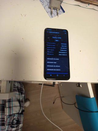 Samsung A20e Negro Ideal Trabajo/Reparto doble sim
