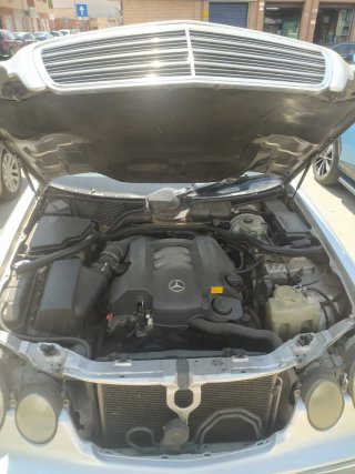 Mercedes-Benz Clase E 2001