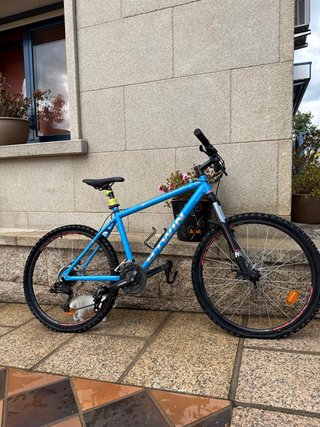 Bicicleta B-Twin Azul