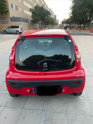Peugeot 107 Urban 5p Automático 2007